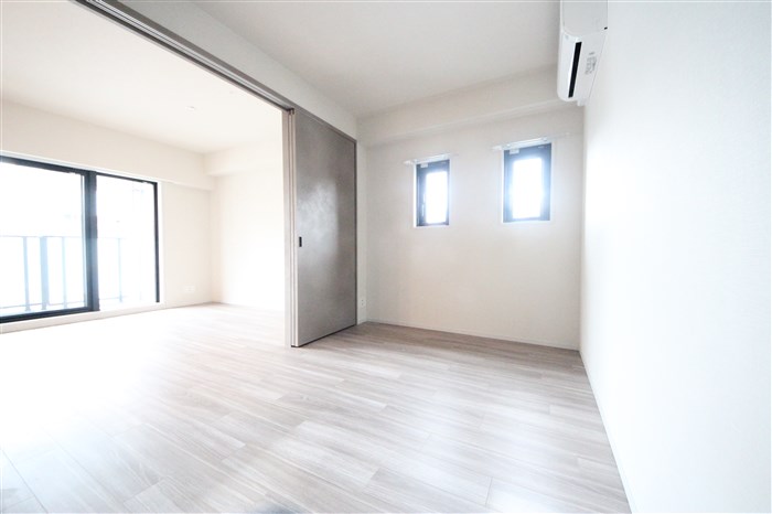 SK RESIDENCES SHINSAIBASHIの内装写真