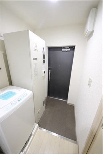 フィオレ立売堀の玄関写真