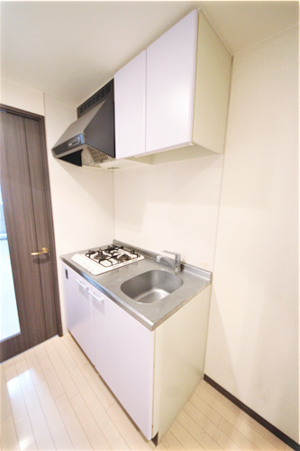 ディナスティ松屋町IIのキッチン写真