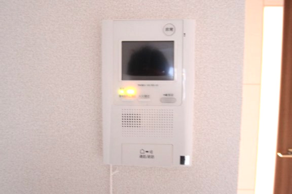 プレサンス谷町アルファの玄関写真