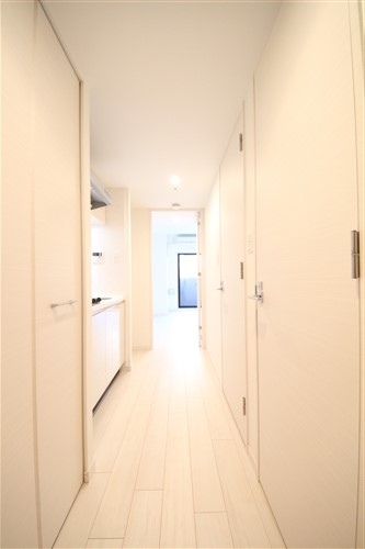 SーRESIDENCE新大阪WESTの玄関写真