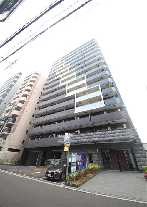 プレサンス谷町九丁目駅前の外観写真