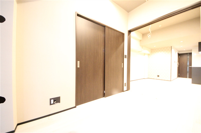 ブエナビスタ難波元町の居間写真