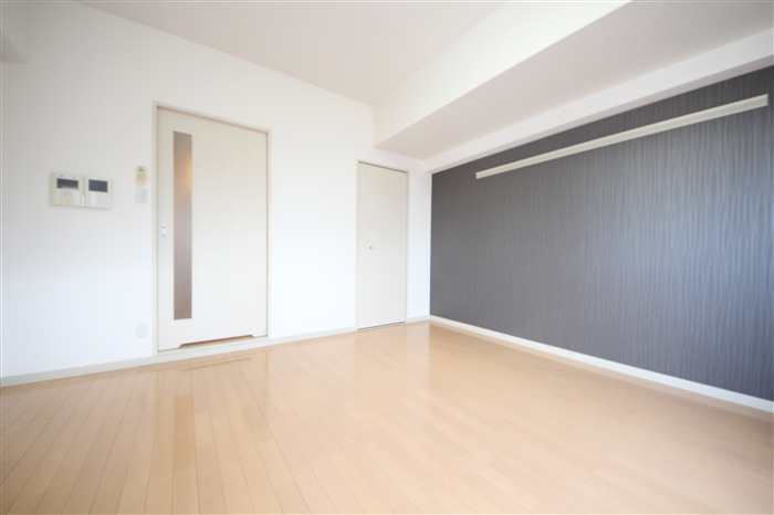 マルセイ玉川マンションの居間写真