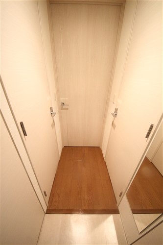 HS梅田EASTの玄関写真