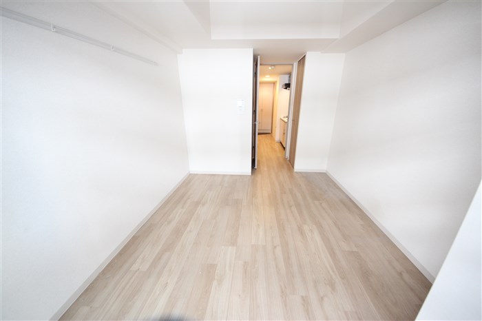 プレサンス松屋町駅前の居間写真