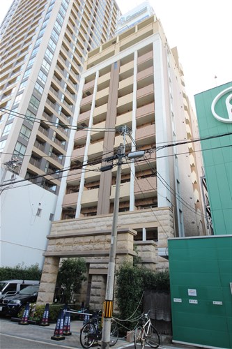 プレサンス本町リアルシティの外観写真