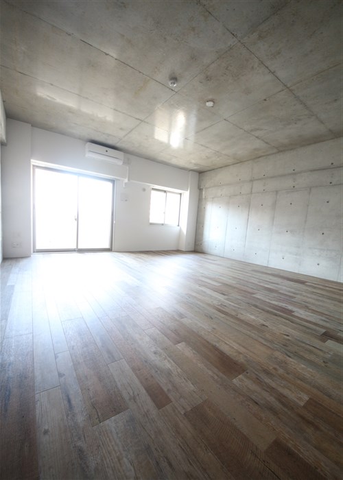Wolf Pack Apartmentの居間写真
