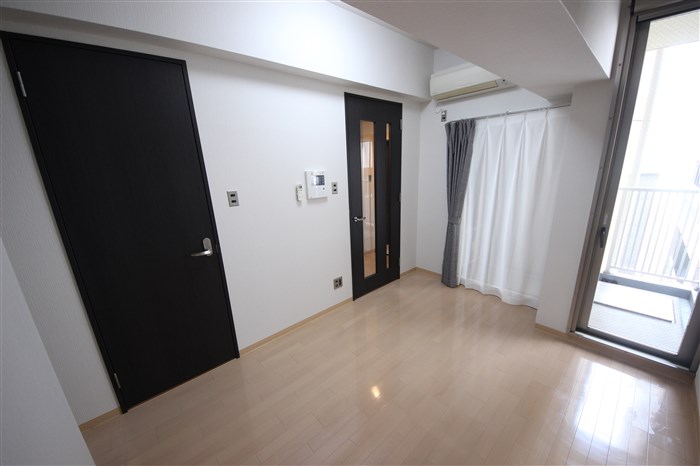 レジュールアッシュ谷町の内装写真