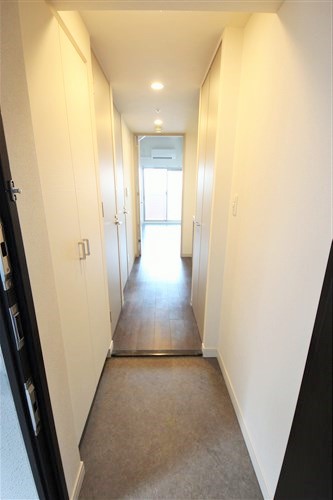 プレサンス谷町リーベの玄関写真