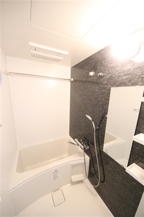 S-RESIDENCE堺筋本町Deuxの風呂写真