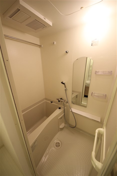 プレサンス松屋町グレースの風呂写真