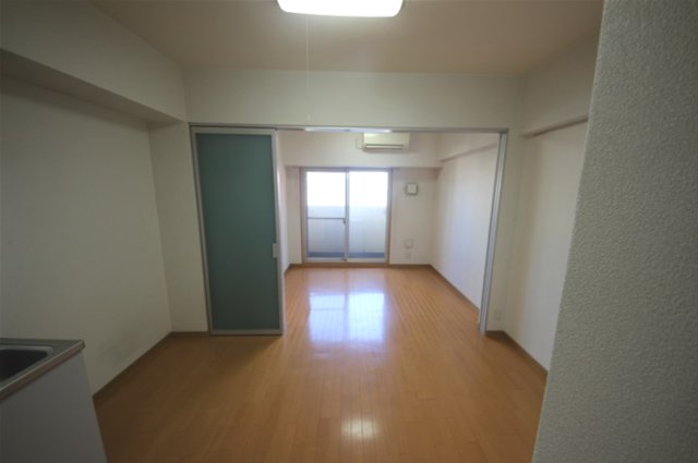 ONE ROOF FLAT FUKUSHIMAの内装写真