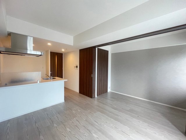 S-RESIDENCE福島玉川Unoの居間写真
