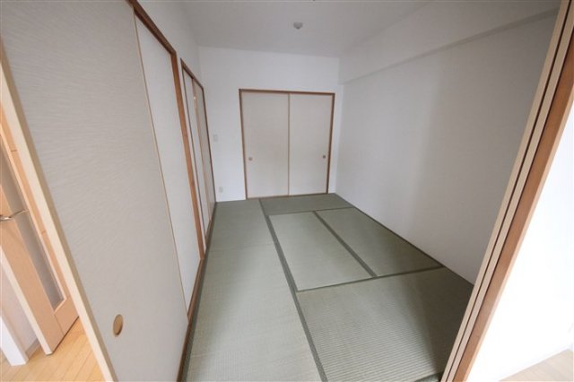 アーデンタワー新町の内装写真