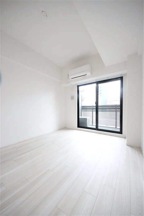 S-RESIDENCE堺筋本町Deuxの居間写真