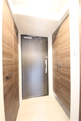 S-RESIDENCE天満Gracisの玄関写真