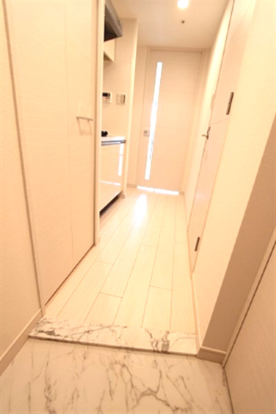 エスライズ東本町の玄関写真
