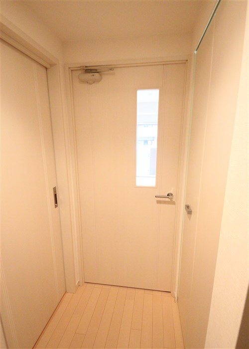 クロスレジデンス大阪新町の居間写真