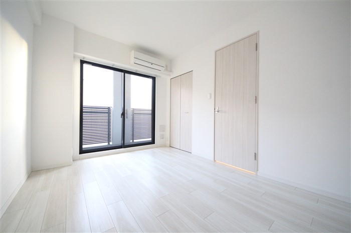 S-RESIDENCE南堀江の居間写真