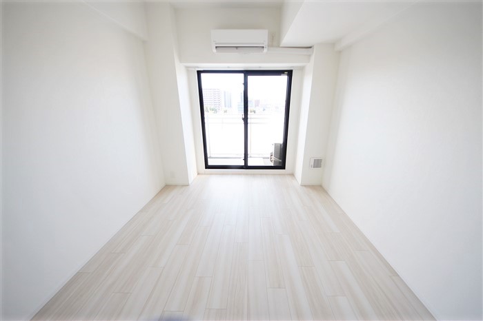 S-RESIDENCE大阪九条NORTHの居間写真