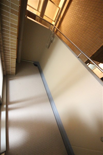 エステムコート心斎橋アルテールの玄関写真