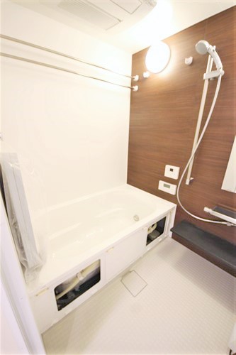 プレサンス心斎橋レヨンの風呂写真