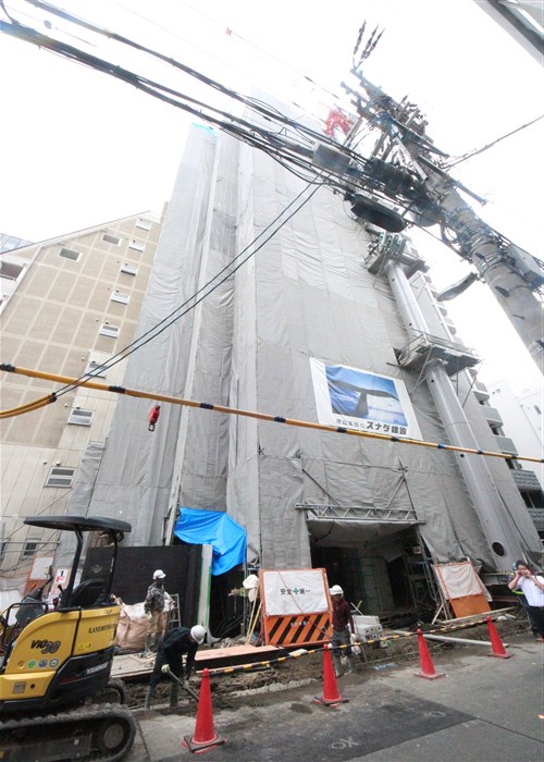 セレニテ本町リアンの外観写真