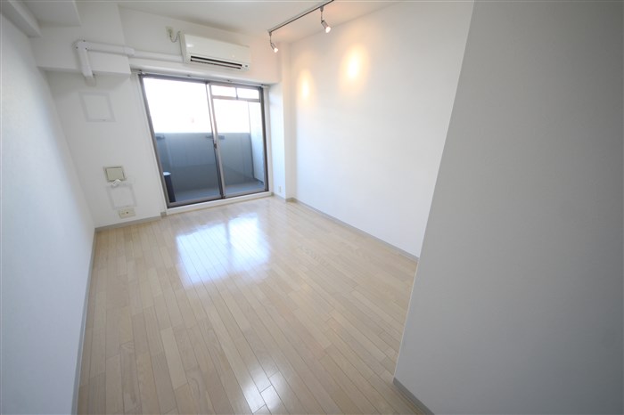 アーバネックス大阪城WESTの内装写真