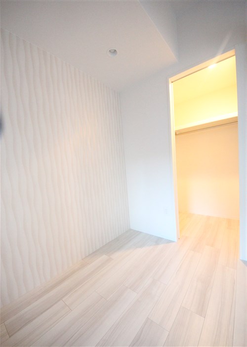セレニテ本町東リアンの居間写真