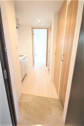 エスリード松屋町グレイスの玄関写真