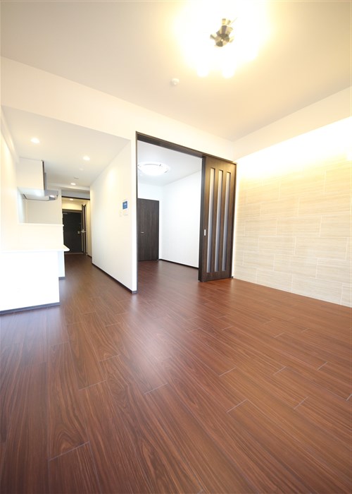 プレジオ鎗屋町の居間写真