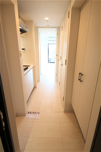 S-RESIDENCE新大阪WESTの玄関写真