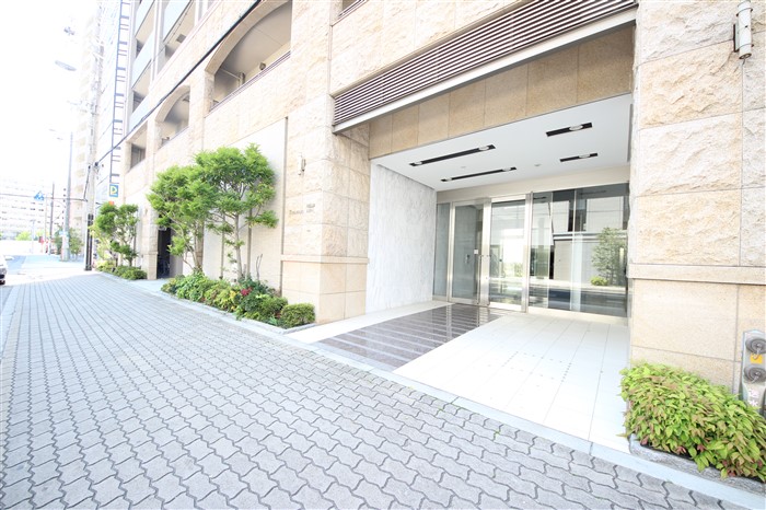 TOMODOAL北梅田の外観写真