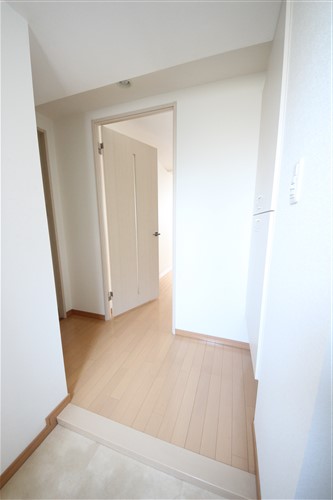 TOMODOAL北梅田の玄関写真