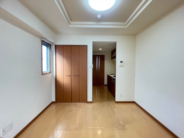 クレストコート高津の居間写真