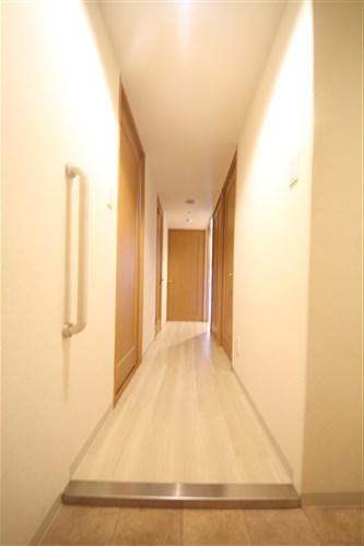 フォレステージュ谷町の内装写真