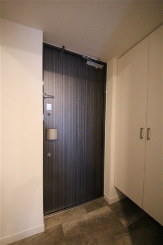 RISING Maison 本町橋の玄関写真