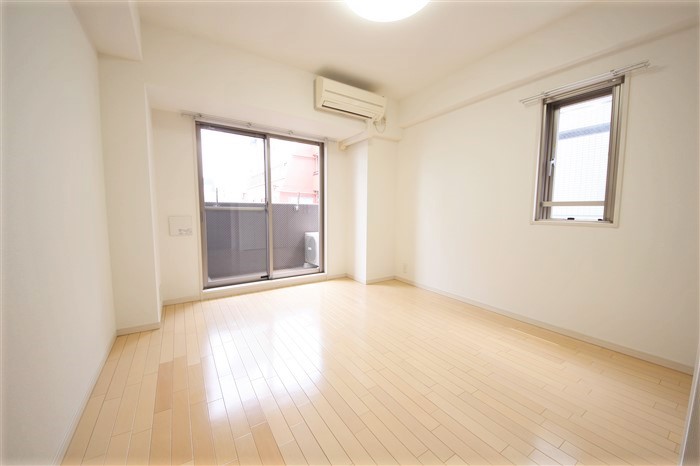 S-RESIDENCE Hommachi Marksの内装写真