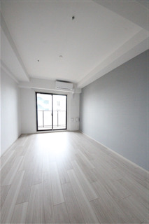 スプランディッド難波IIIの内装写真