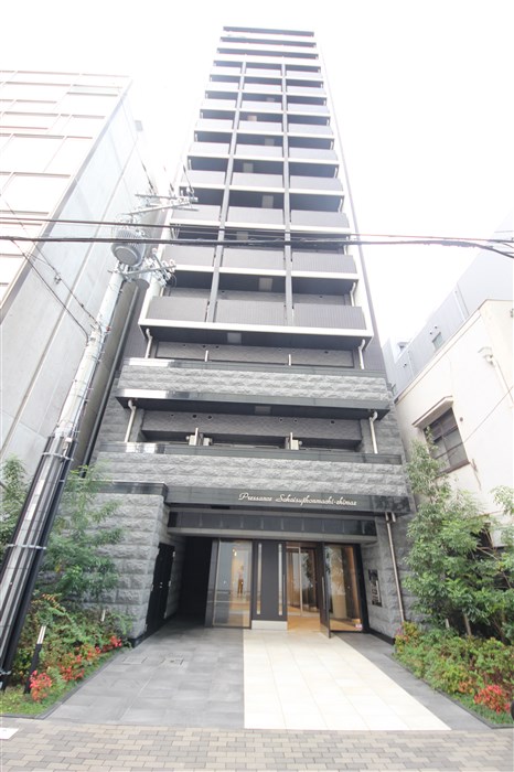 プレサンス堺筋本町駅前の外観写真