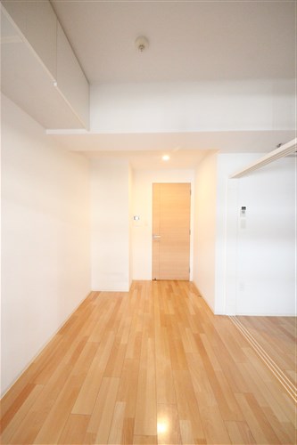 セレニテ上町台の居間写真