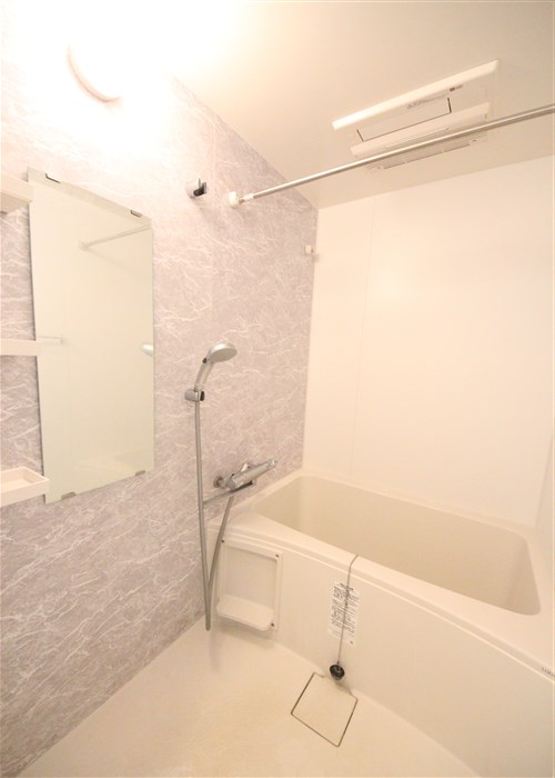 S-RESIDENCE堺筋本町Unoの風呂写真