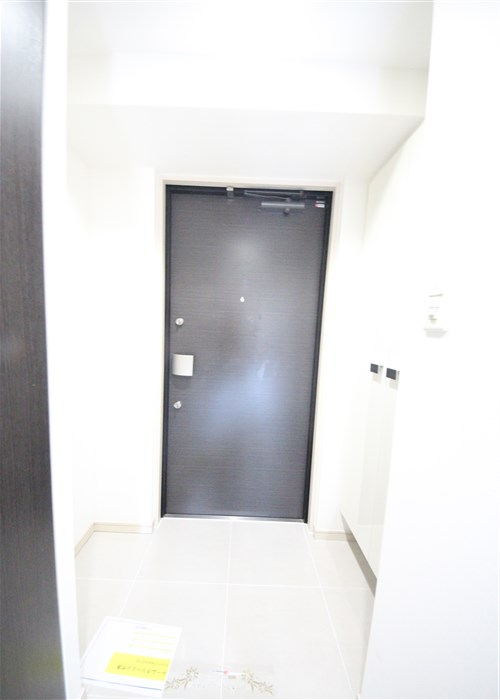 ISM谷町六丁目の玄関写真