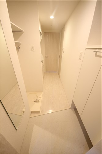 SERENITE堺筋本町SUDの玄関写真