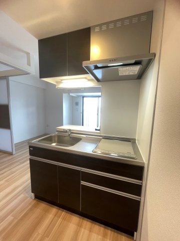 セレニテ堺筋本町リアンのキッチン写真