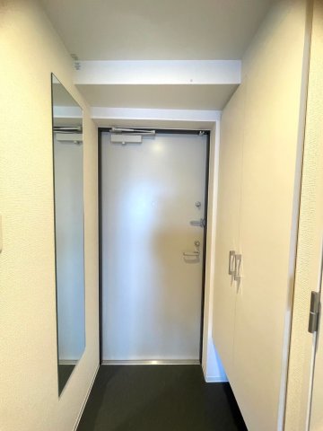 セレニテ堺筋本町リアンの玄関写真