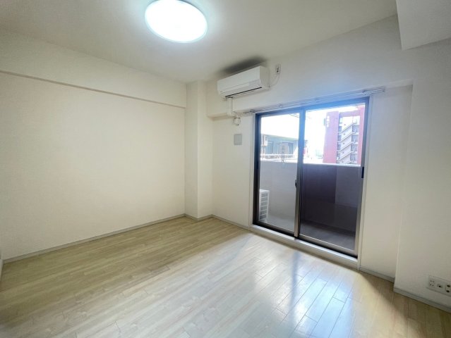 S-RESIDENCE難波Vialeの居間写真