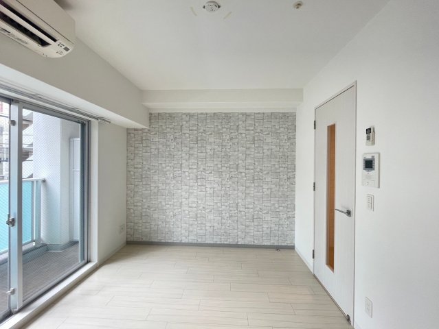 ミラージュパレス北梅田の居間写真