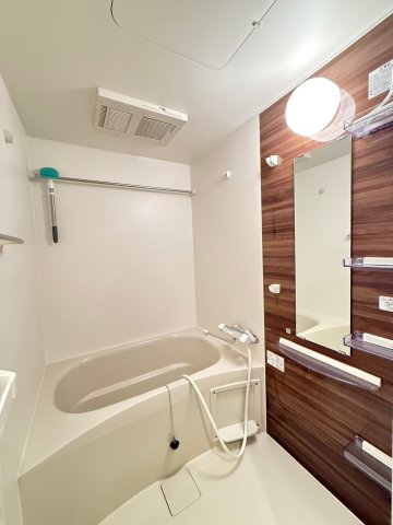 セレニテフラン本町の風呂写真